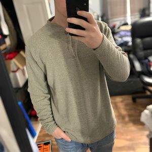 Galyans Three Button Sweater